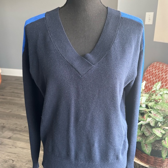 EUC Banana Republic V-Neck Sweater - Blue - Picture 1 of 8
